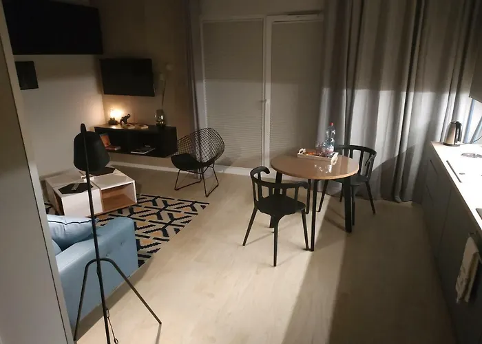 Apartment Limanowskiego 20/6 *